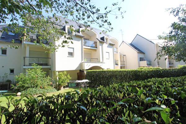 VANNES, UN DUPLEX TYPE 2, AU DERNIER ÉTAGE, TERRASSE & STATIONNEMENT. - Vannes