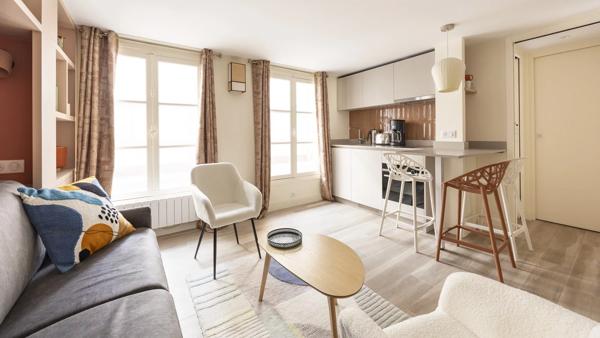 Appartement Paris 1 er - RUE DES PYRAMIDES / PALAIS ROYAL