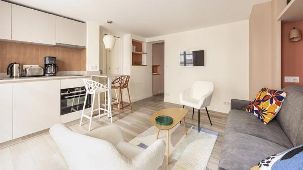 Appartement Paris 1 er - RUE DES PYRAMIDES / PALAIS ROYAL