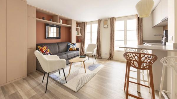 Appartement Paris 1 er - RUE DES PYRAMIDES / PALAIS ROYAL