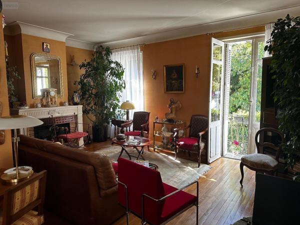 Maison de ville à vendre à Chinon dans l'Indre-et-Loire (37500), ref : 37049-83   
CENTRE