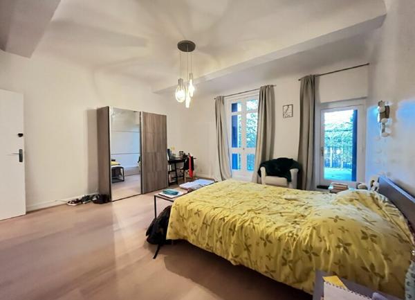 Maison à vendre    6 pièces •  Dax