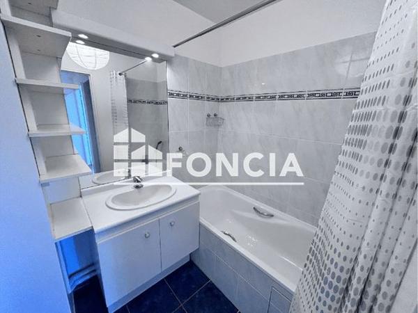 Location Appartement 3 pièces 67.19 m² - 4 RUE COLETTE Rueil Malmaison 92500