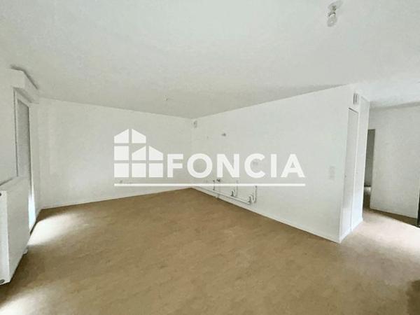 Location Appartement 3 pièces 62.1 m² - 59 BOULEVARD DETOLLE Caen 14000