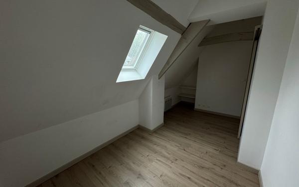 Appartement à louer    4 pièces •  Tours