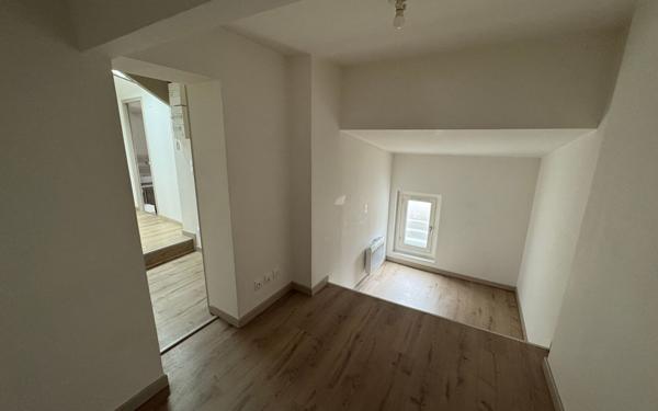 Appartement à louer    4 pièces •  Tours