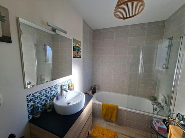 Maison  4 pièce(s) 107 m2