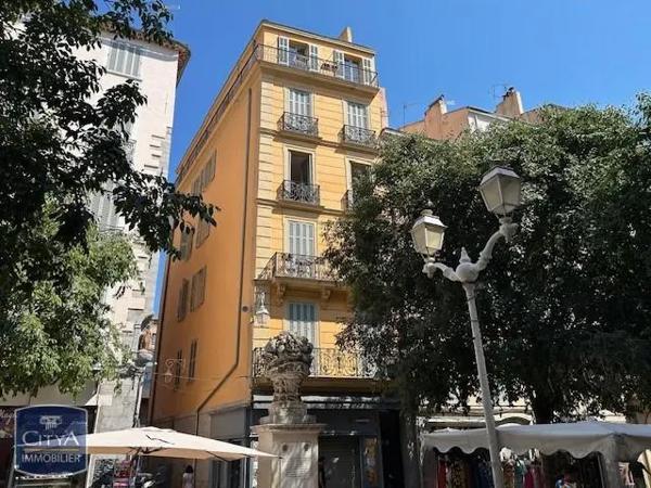 Appartement à vendre 1 pièce 35m² Toulon (83000)
