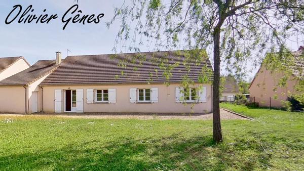 La Milesse (72650) La Milesse - Maison individuelle de plain-pied - 122 m² - 4 chambres - Garage - Terrain de 700 m²