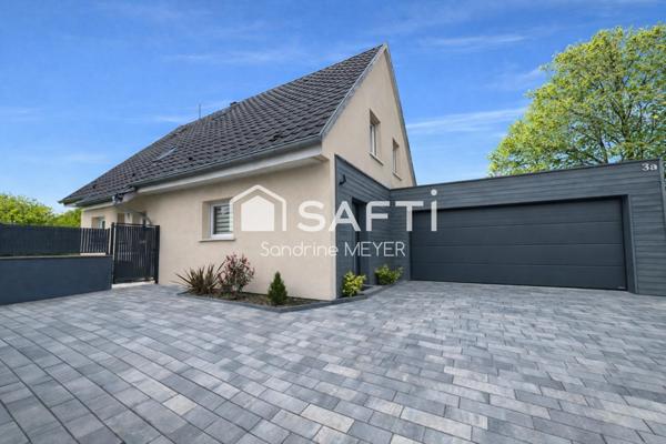 Magnifique maison avec piscine, garage double