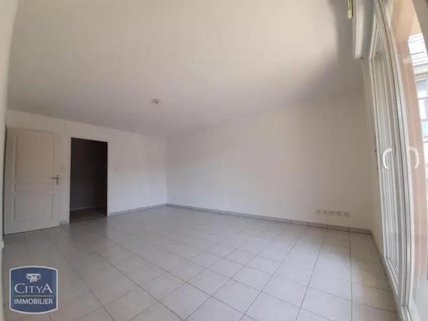 Appartement à louer 2 pièces 53.84m²