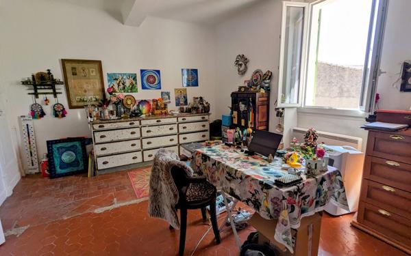 Maison à vendre    6 pièces •  Puget-Ville