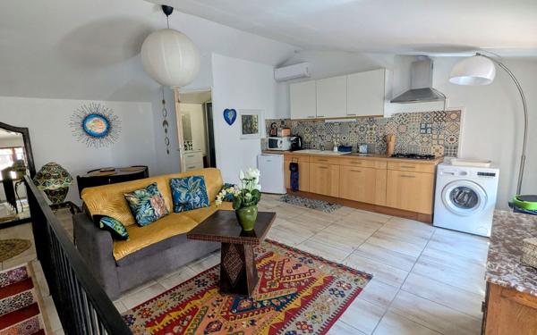 Maison à vendre    6 pièces •  Puget-Ville