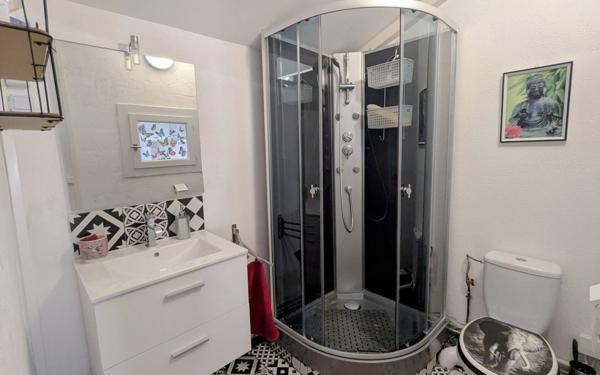 Maison à vendre    6 pièces •  Puget-Ville