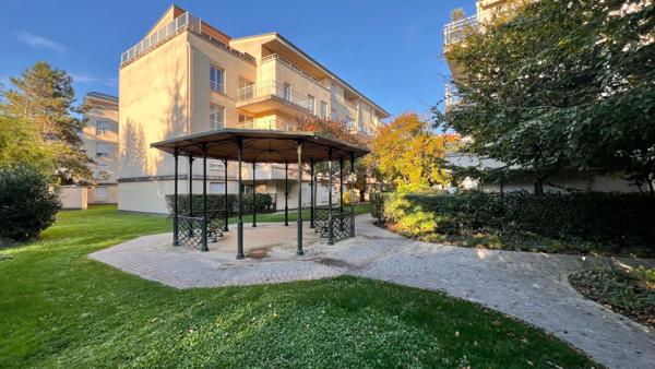 Appartement Corbeil Essonnes 3 pièce(s) 58 m2