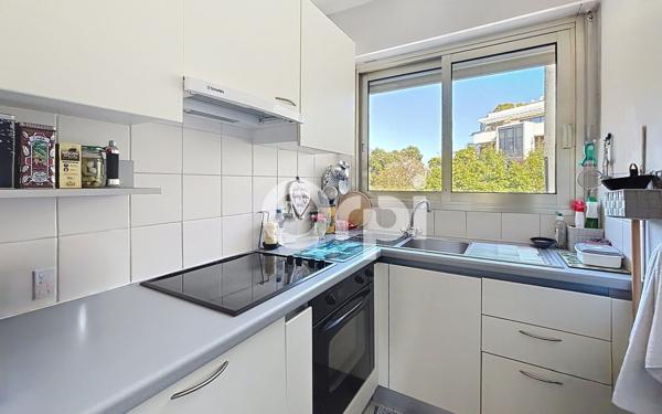 Appartement à vendre    2 pièces • 38,59 m2 Antibes