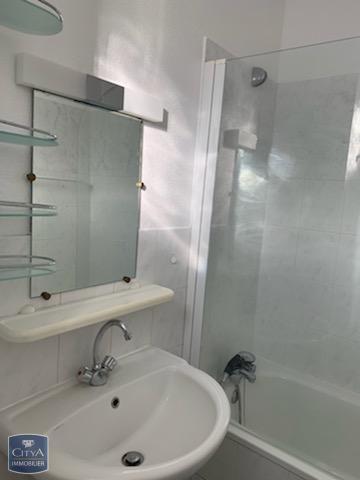 Appartement à louer 1 pièce 30.77m²