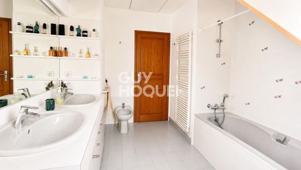 EXCLUSIVITÉ  Maison familiale 7 pièces 143m², jardin et garage, Mennecy