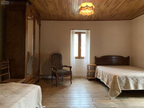 Maison à vendre à Gourdon dans le Lot (46300), ref : 46041/443