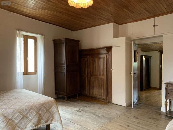 Maison à vendre à Gourdon dans le Lot (46300), ref : 46041/443