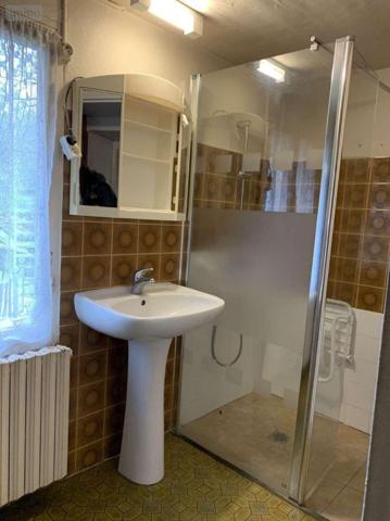 Maison à vendre à Gourdon dans le Lot (46300), ref : 46041/443