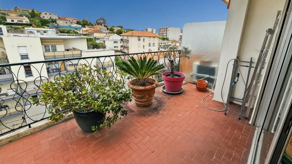 Le Cannet (06110) VIAGER OCCUPÉ, LE CANNET T3 avec toit terrasse, Garage, cave