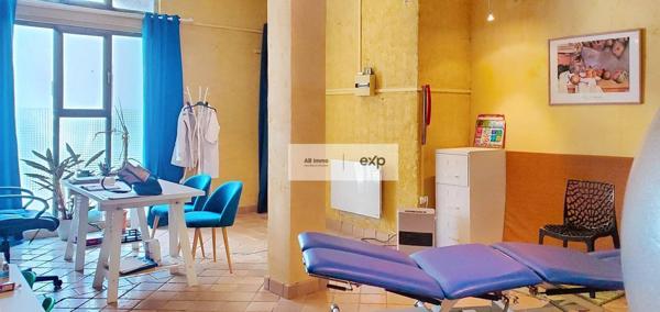 PUYLAROQUE – cœur de bastide, local en pierres 56 m² + cave voûtée