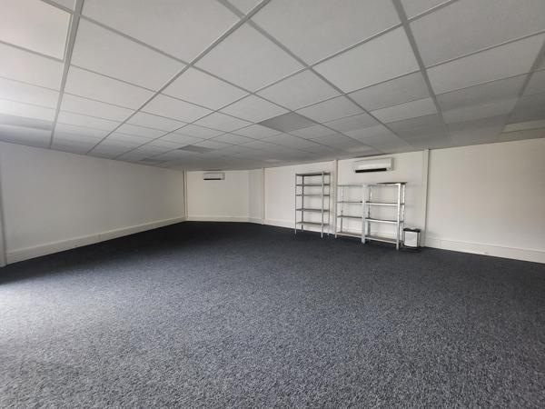 Local Commercial 220m² – Angers