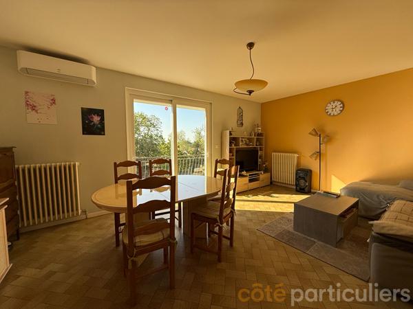 Vente
                Maison109 m² - 6 Pièces -
                    SAINT AMAND MONTROND (18200)
