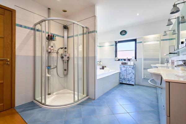 Vente Maison de luxe Capinghem 7 Pièces 312 m²