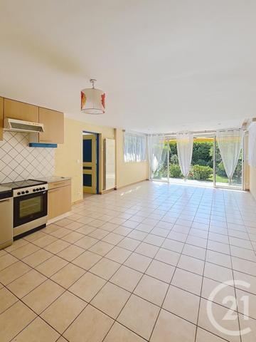 Appartement F3 à vendre  3 pièces - 110,12 m2 REMIREMONT - 88