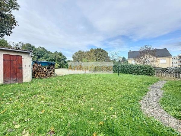 Vente                                                      Maison
                        
                     6 pièces                      81 m2                     à Limeil-Brévannes