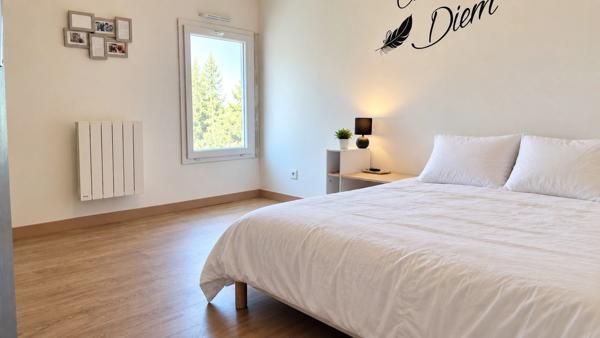 Maison à vendre 6 pièces NANTEUIL (79)