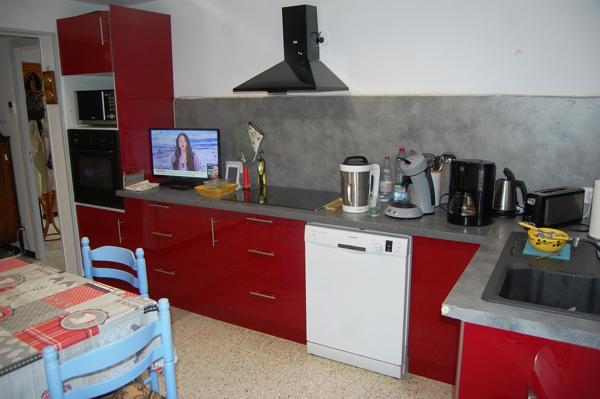 Alès (30100) Maison 240 m² avec 3 appartements dont un d'habitation et deux loués sur 1100m² de terrain