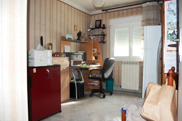 Alès (30100) Maison 240 m² avec 3 appartements dont un d'habitation et deux loués sur 1100m² de terrain