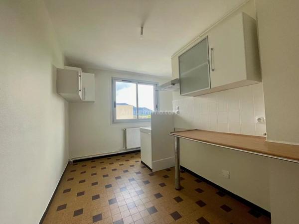 Location Appartement 3 pièces 65 m2 à Fontaine