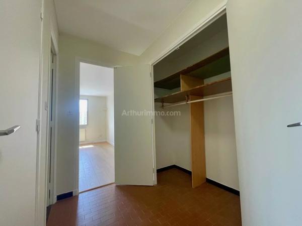 Location Appartement 3 pièces 65 m2 à Fontaine