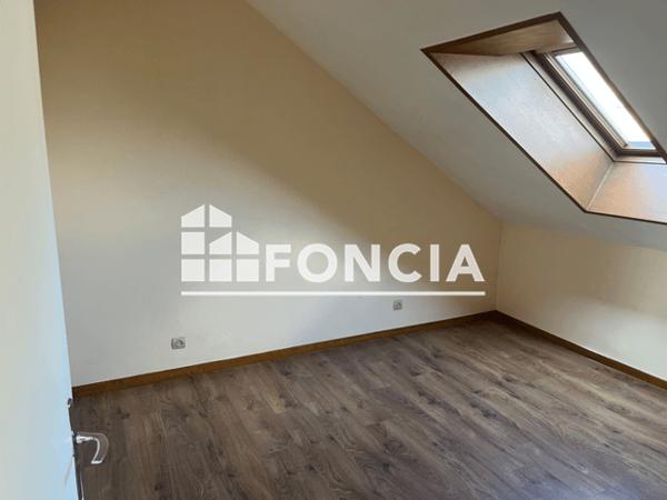 Location Appartement 3 pièces 44.63 m² - 1 RUE DE TILLANCOURT Chateau Thierry 02400
