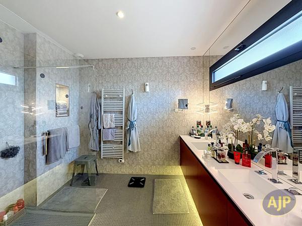 Biens de prestige à vendre Gujan Mestras : maison 1 420 000€ - AJP ACTEA La Hume