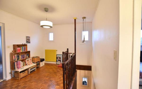 Maison à vendre    6 pièces •  Francheville