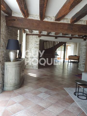 Magnifique maison au Coeur d'un village calme proche Provins