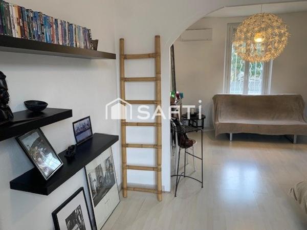 Charmante maison mitoyenne avec piscine au calme