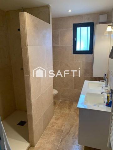 Charmante maison mitoyenne avec piscine au calme