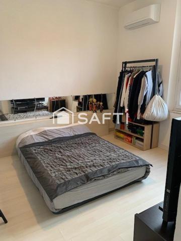 Charmante maison mitoyenne avec piscine au calme