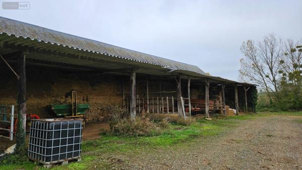 Corps de ferme à vendre à Fay dans la Sarthe (72550), ref : HB-1681