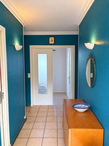 Maison individuelle de 125 m² - 4 chambres - sous-sol total aménageable et terrain de 714 m²