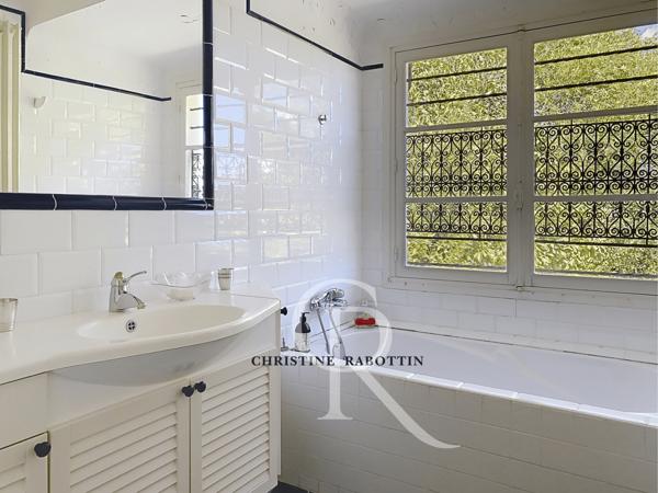 Biarritz (64200) En exclusivité, ancienne propriété princière de 285 m2 à 2 pas de Biarritz