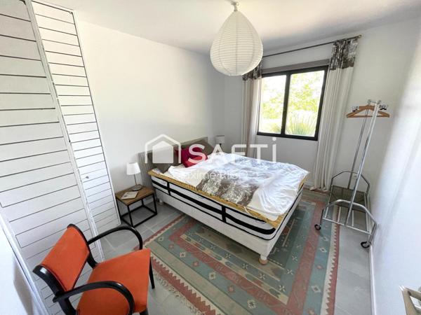 Villa contemporaine 6 pièces avec vue et piscine