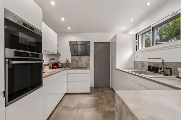 Vente Maison de luxe Marseille 9 6 Pièces 216 m²