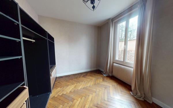 Maison à louer    6 pièces •  Lyon 9